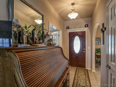 7325 E Knoxville St, Broken Arrow, OK 74014 - photo 5