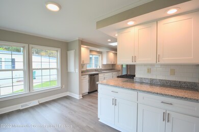 +MORE kitchen!