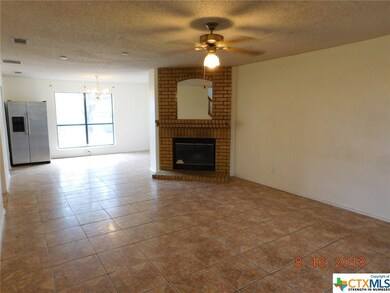 401 Bowen Cir, Copperas Cove, TX 76522 - photo 7