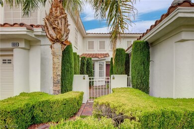 Entrance to beautiful courtyard