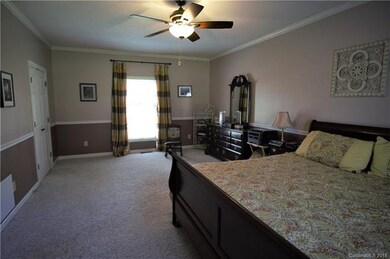 3212 Camden Rd, Statesville, NC 28625 - photo 7