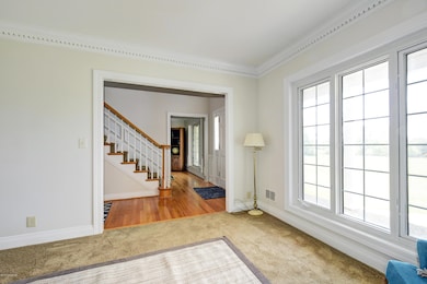 9601 Meghan Ln, Louisville, KY 40291 - photo 4