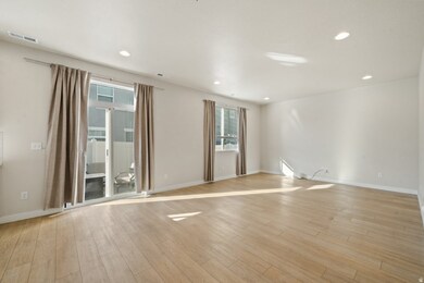 3963 S 2925 W, West Haven, UT 84401 - photo 4