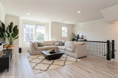 949 Coletta Cir, Naperville, IL 60563 - photo 3