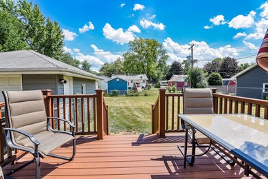 1526 Roanoke Ave, Aurora, IL 60506 - photo 7