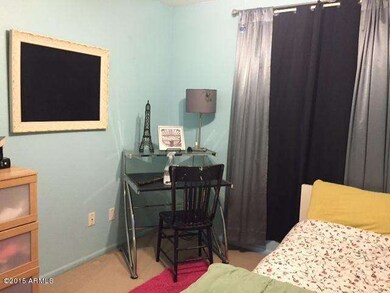 2nd bedroom