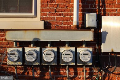 142 E Main St, New Holland, PA 17557 - photo 5