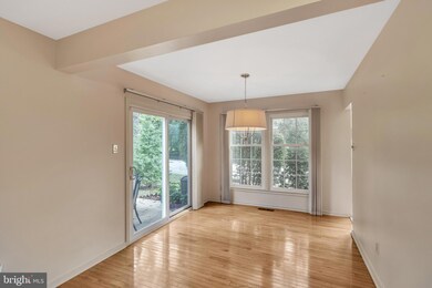 48 Stonehurst Ct unit I, Chesterbrook, PA 19087 - photo 5