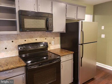 3059 S Buchanan St unit A1, Arlington, VA 22206 - photo 6