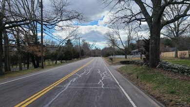 000 Chase Rd, North Dartmouth, MA 02747 - photo 7