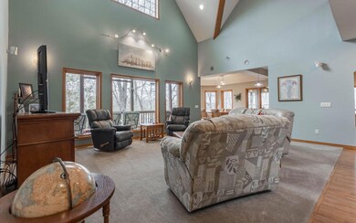 Vaulted ceiling in Living room