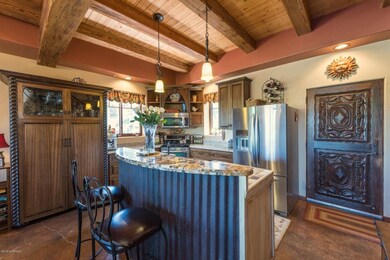 Island/Breakfast Bar