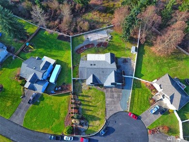 11837 Arlene Ln SE, Yelm, WA 98597 - photo 4