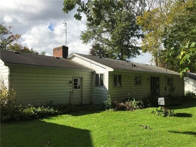 3217 Suburban Ln, Erie, PA 16506 - photo 2