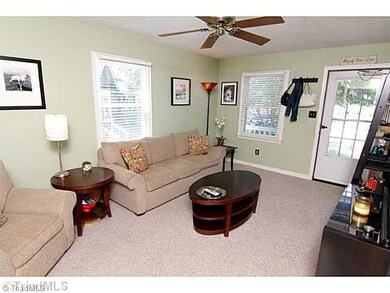 3034 Windchase Ct unit 2204, High Point, NC 27265 - photo 2