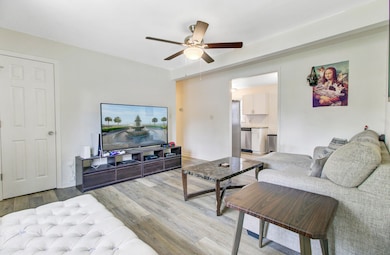 532 Hansford Dr, Goose Creek, SC 29445 - photo 7