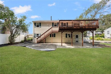 40 Rockcrest Dr, Cranston, RI 02920 - photo 2