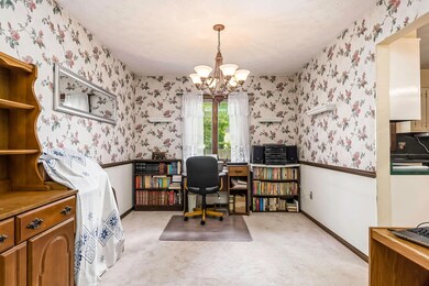 6330 Skywae Dr, Columbus, OH 43229 - photo 6