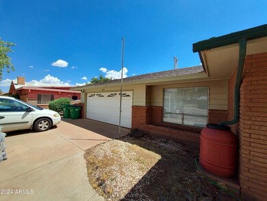 055 Front of home garage