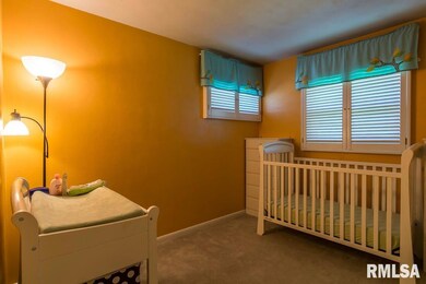 1511 Parklane Dr, Bettendorf, IA 52722 - photo 5