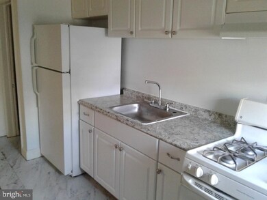 1308 Pentwood Rd, Baltimore, MD 21239 - photo 5