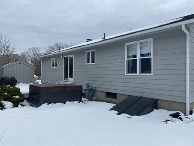 9 Anawan St, Rehoboth, MA 02769 - photo 2