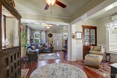 2203 Rockefeller Ave, Everett, WA 98201 - photo 7