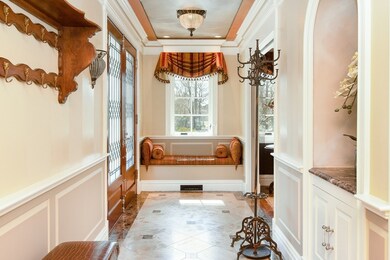 108 Woodchester Dr, Chestnut Hill, MA 02467 - photo 3