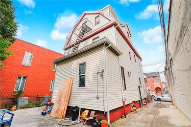 2115 E 9th St, Brooklyn, NY 11223 - photo 5