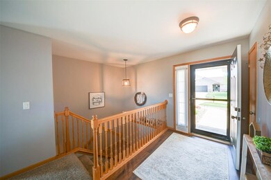 3620 Eagle Rd SW, Cedar Rapids, IA 52404 - photo 5