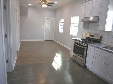 640 W 49th St unit 2RR, Chicago, IL 60609 - photo 2