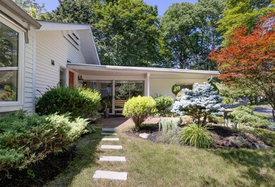 54 Adelbert St South Portland-large-005-