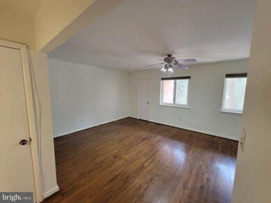 3853B Steppes Ct unit 3853-B, Falls Church, VA 22041 - photo 5