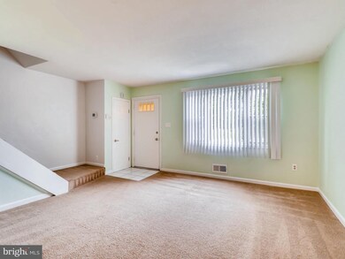 253 Southeastern Ct, Essex, MD 21221 - photo 7