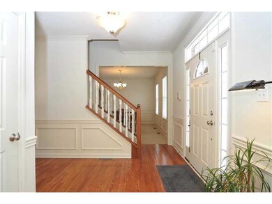 Entry/Foyer.