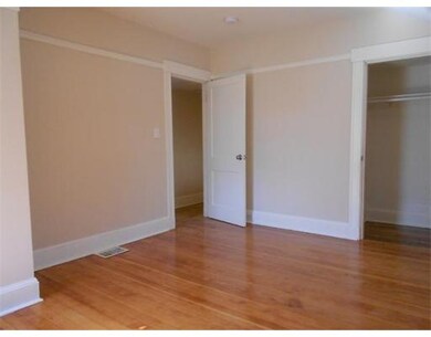 849 Canterbury St unit Lft Side, Roslindale, MA 02131 - photo 6