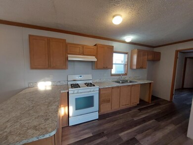 57 Castings Rd unit BV57, Springfield, IL 62707 - photo 3