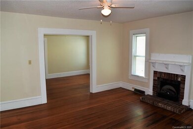 223 Maple St, Statesville, NC 28677 - photo 6