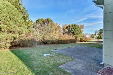 14 Whitmore Dr, Toms River, NJ 08757 - photo 5