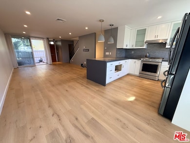 5215 Sepulveda Blvd unit 11B, Culver City, CA 90230 - photo 3