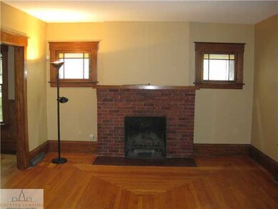 1013 Braman St, Lansing, MI 48910 - photo 4