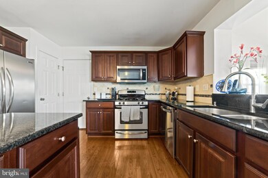 2001 Longview Ct, Pennsburg, PA 18073 - photo 7