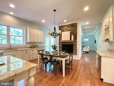 10512 Chatham Ridge Way, Spotsylvania, VA 22551 - photo 5