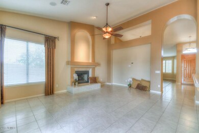 Family Room (1)-SMALL