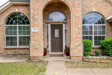 1302 Red Deer Way, Arlington, TX 76002 - photo 4