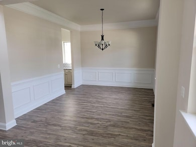 1213 Coastal Ave, Stafford, VA 22554 - photo 4