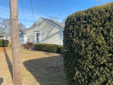 76 Circuit Ave, Wareham, MA 02571 - photo 3