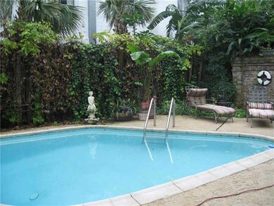 Swimming Pool/Hot Tub/Sauna.