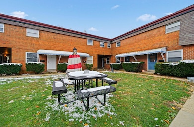 4637 Hilton Ave, Columbus, OH 43228 - photo 5