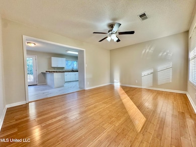 1028 Brownsferry Rd, Senatobia, MS 38668 - photo 6